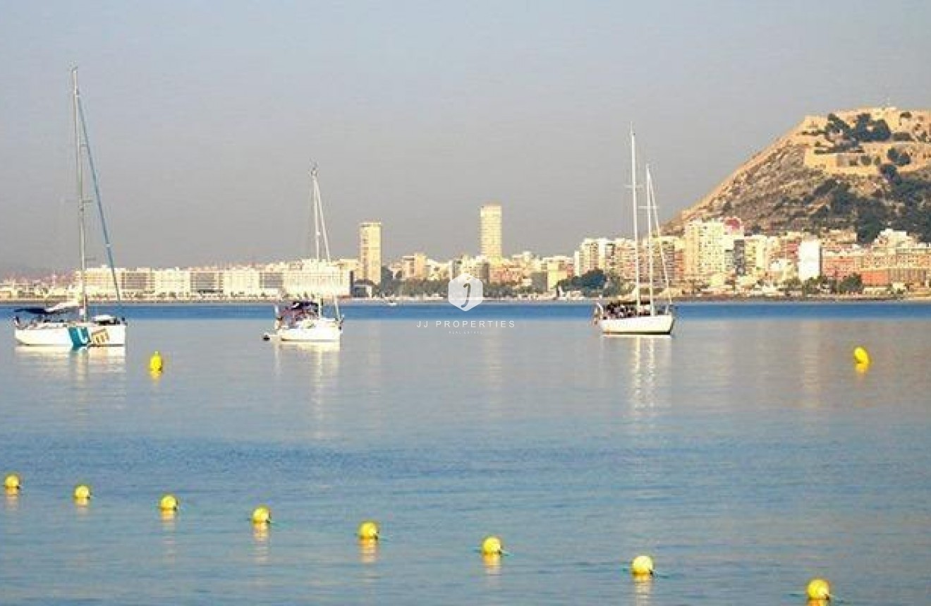 Obra nueva - Ático -
El Verger - Playa de La Almadraba