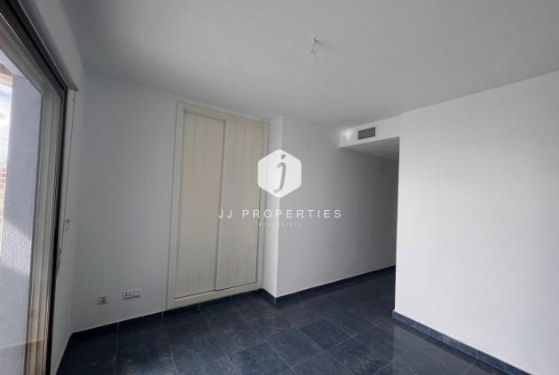 Obra nueva - Ático -
Calpe - Playa La Fossa