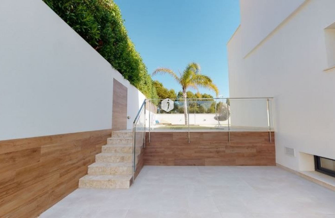 Obra nueva - Villa -
La Nucía - Urb. Don Mar