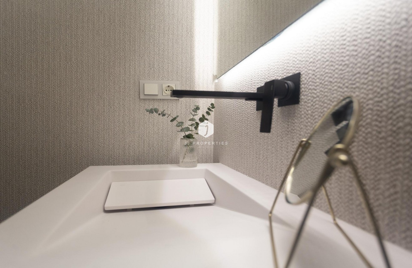 Obra nueva - Duplex -
Denia - L´Estanyó (Marinas)