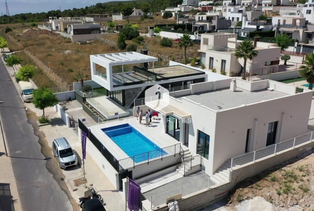 Obra nueva - Villa -
Polop - La Alberca