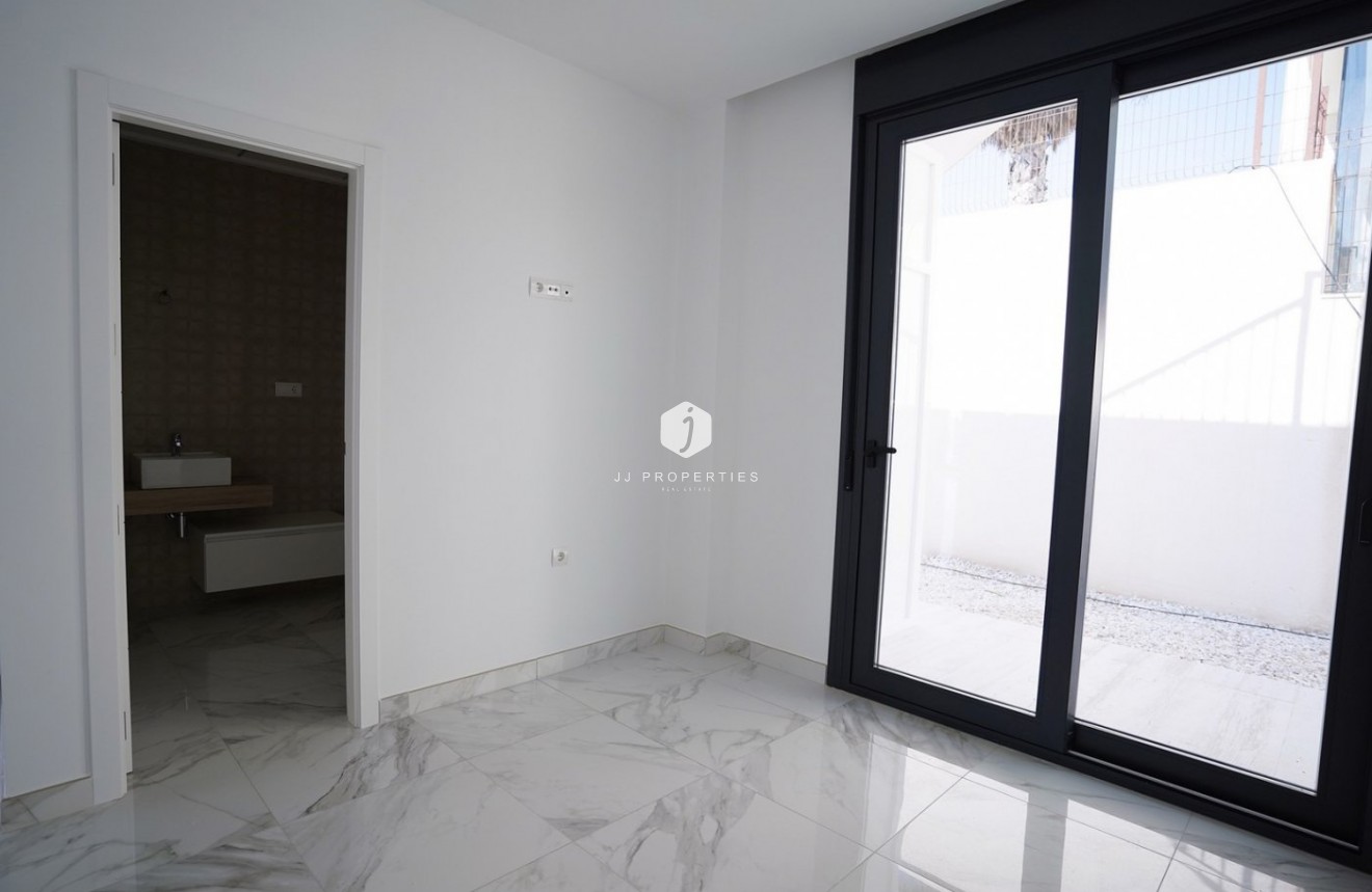 Obra nueva - Villa -
Polop - La Alberca