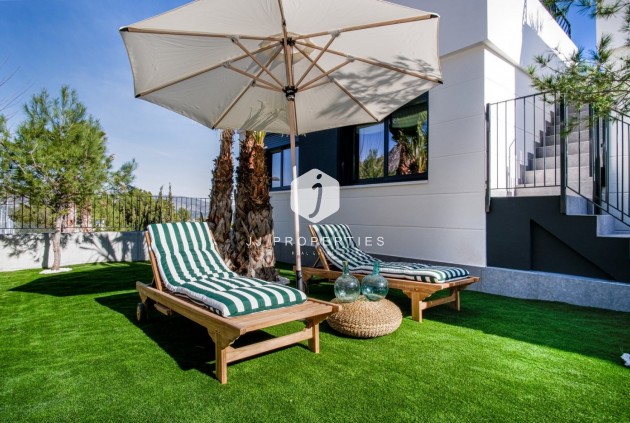 Obra nueva - Villa -
Polop - Urbanizaciones