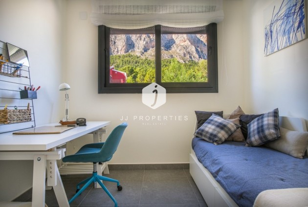 Obra nueva - Villa -
Polop - Urbanizaciones