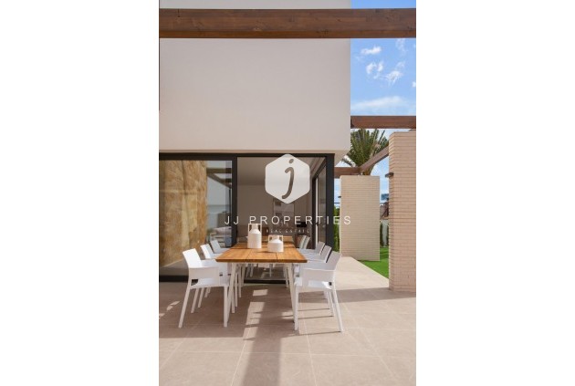 Obra nueva - Villa -
Orihuela Costa - Campoamor