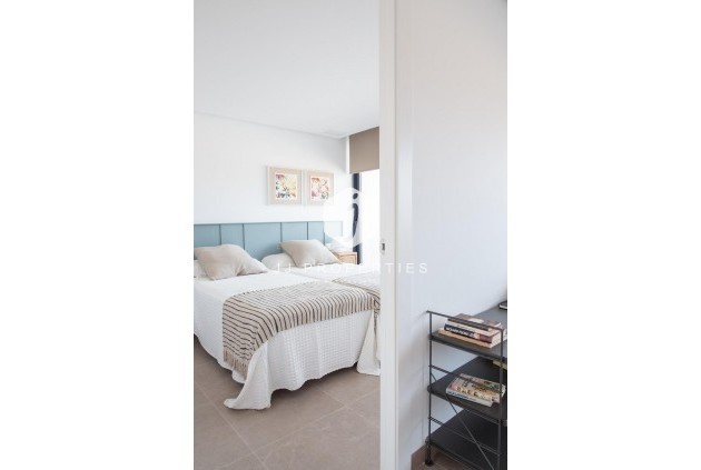 Obra nueva - Villa -
Orihuela Costa - Campoamor