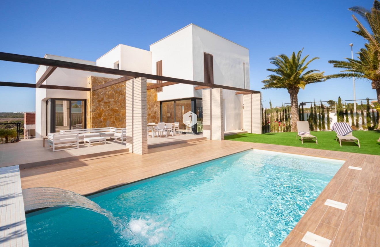 Obra nueva - Villa -
Orihuela Costa - Campoamor