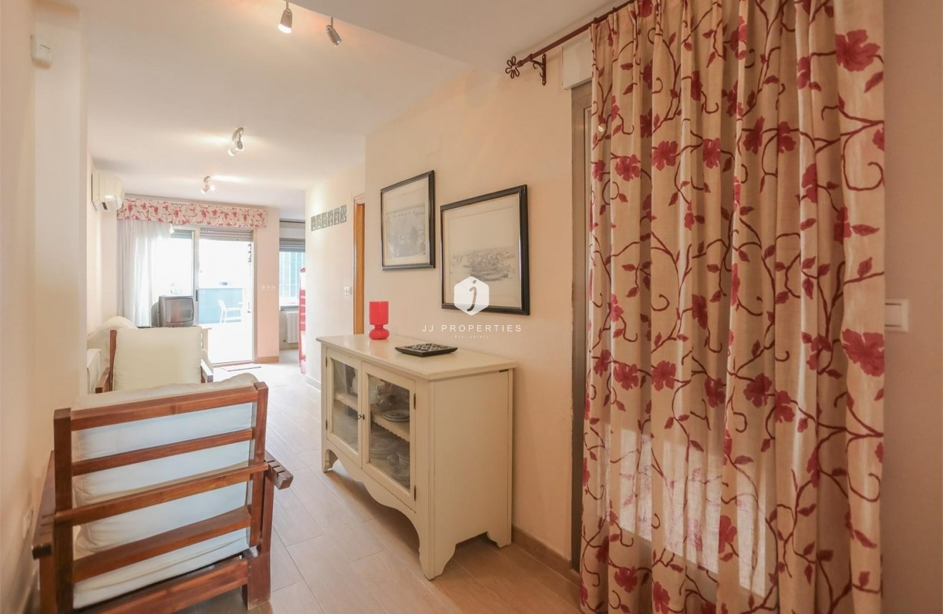 Segunda mano - Apartamento / piso -
Torrevieja - Playa de los locos