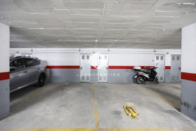 Segunda mano - Apartamento / piso -
Torrevieja - Playa de los locos