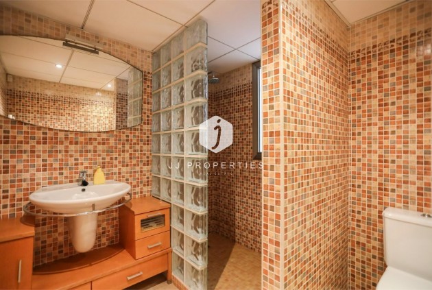 Segunda mano - Apartamento / piso -
Torrevieja - Playa de los locos