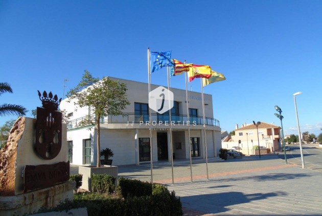 Obra nueva - Chalet -
Daya Nueva