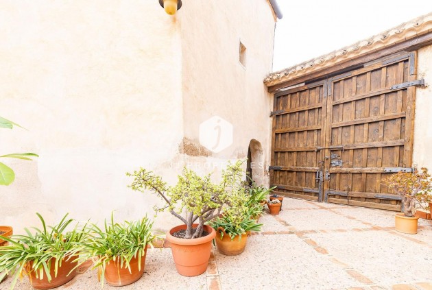 Segunda mano - Chalet -
Murcia