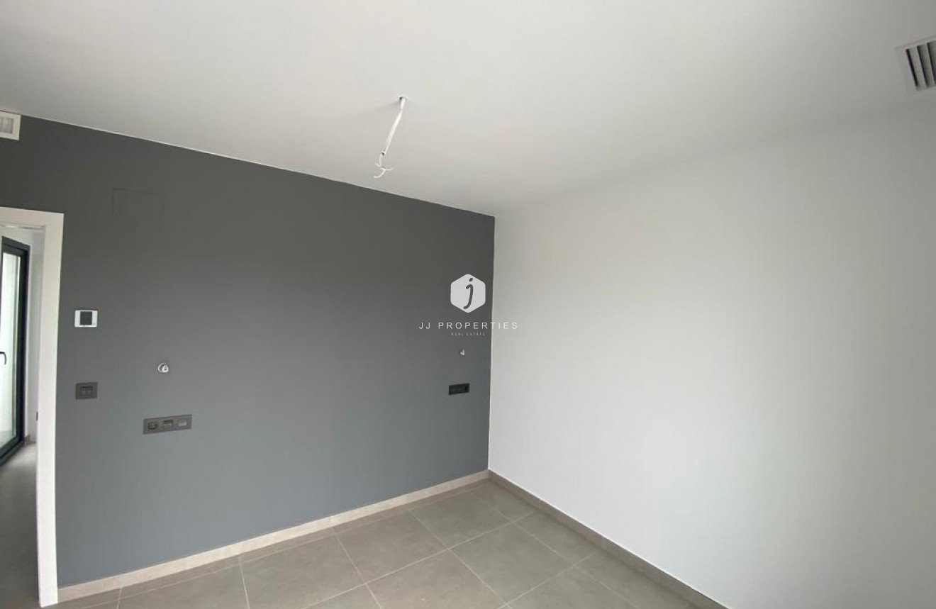 Obra nueva - Villa -
Los Alcazares - La Concha