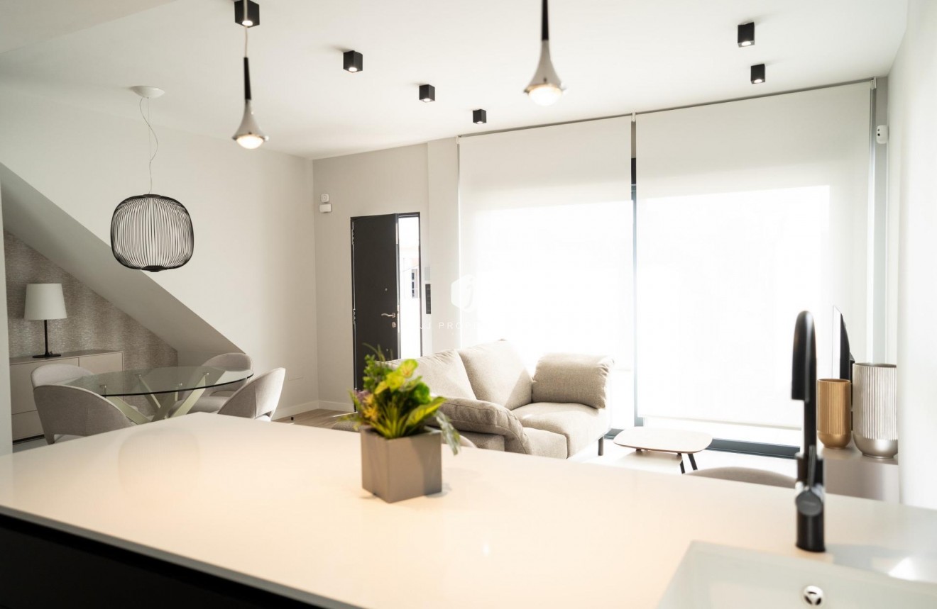 Obra nueva - Bungalow -
Pilar de la Horadada - pueblo