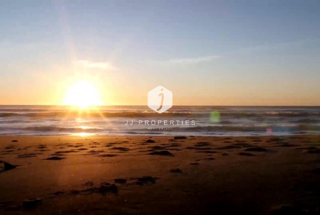 Obra nueva - Apartamento / piso -
Torrevieja - Centro