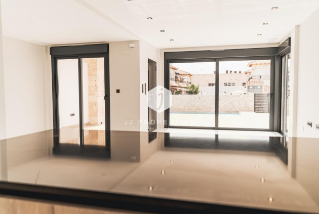 Nieuwbouw Woningen - Villa -
Orihuela Costa - Punta Prima