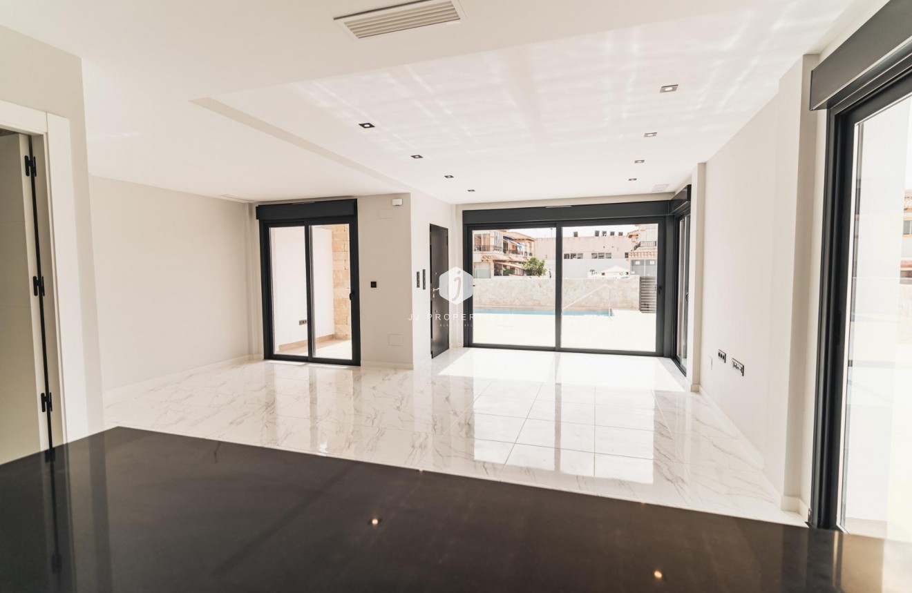 Nieuwbouw Woningen - Villa -
Orihuela Costa - Punta Prima