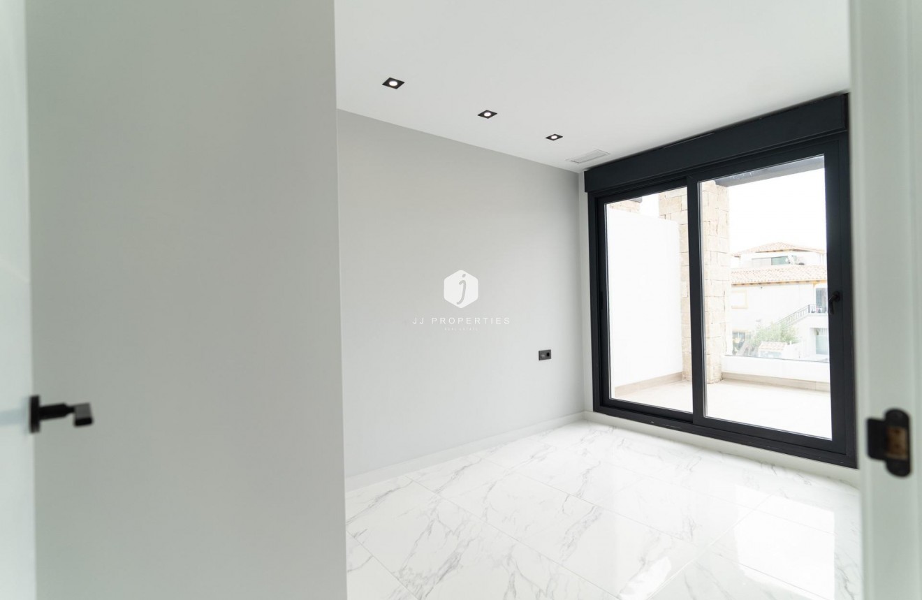 Nieuwbouw Woningen - Villa -
Orihuela Costa - Punta Prima