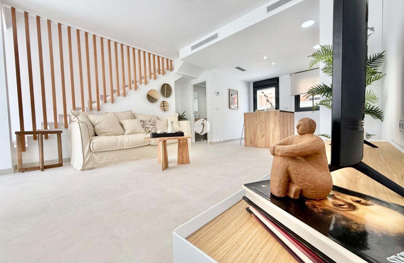 Obra nueva - Chalet -
Cox - San Fernando