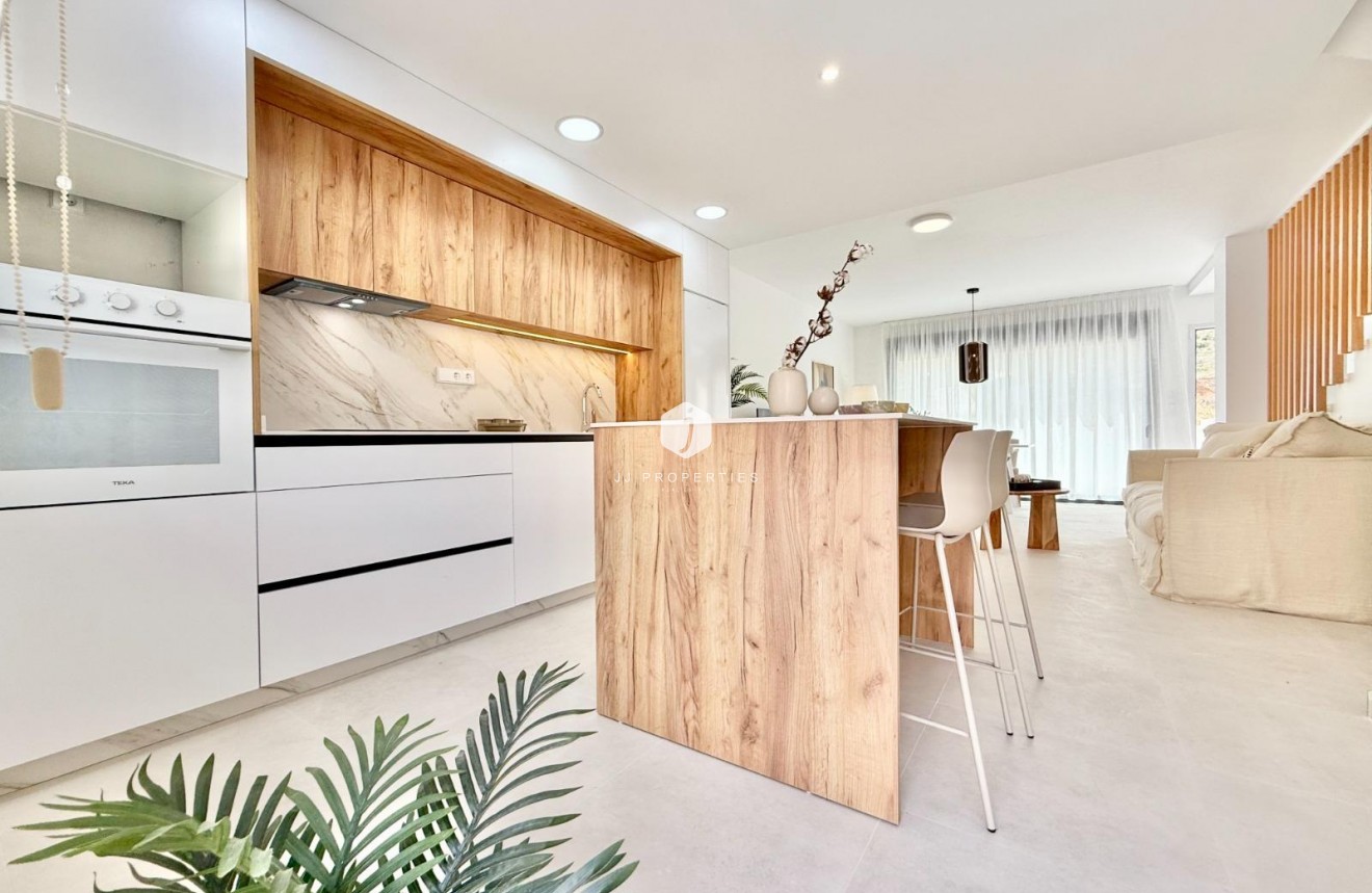 Obra nueva - Chalet -
Cox - San Fernando