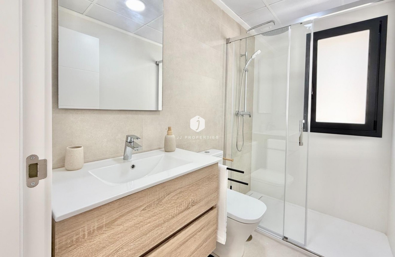 Obra nueva - Chalet -
Cox - San Fernando