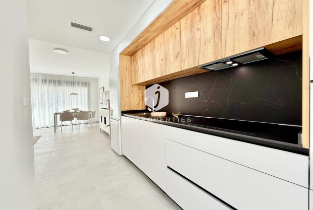 Nouvelle construction - Chalet -
Cox - San Fernando