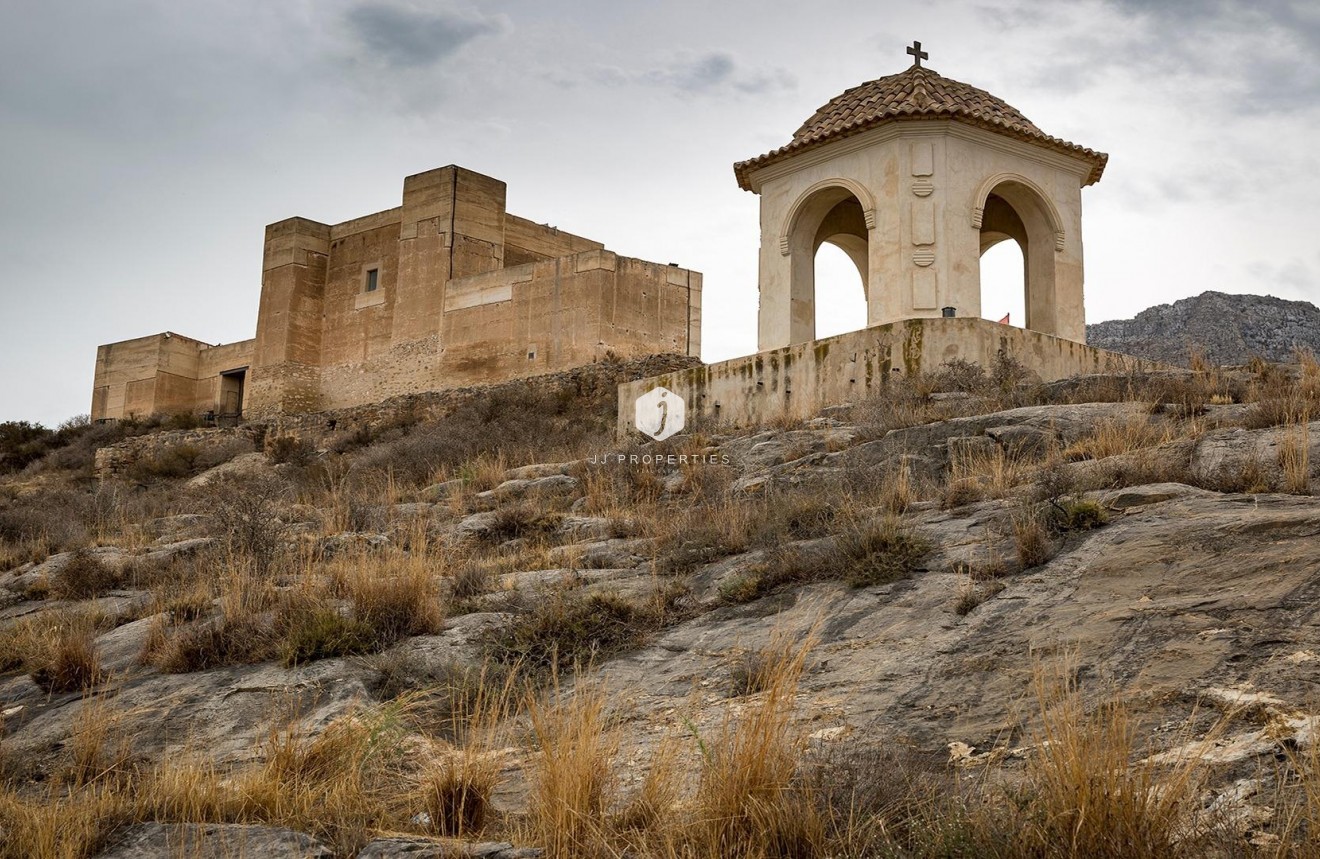 Nouvelle construction - Chalet -
Cox - San Fernando