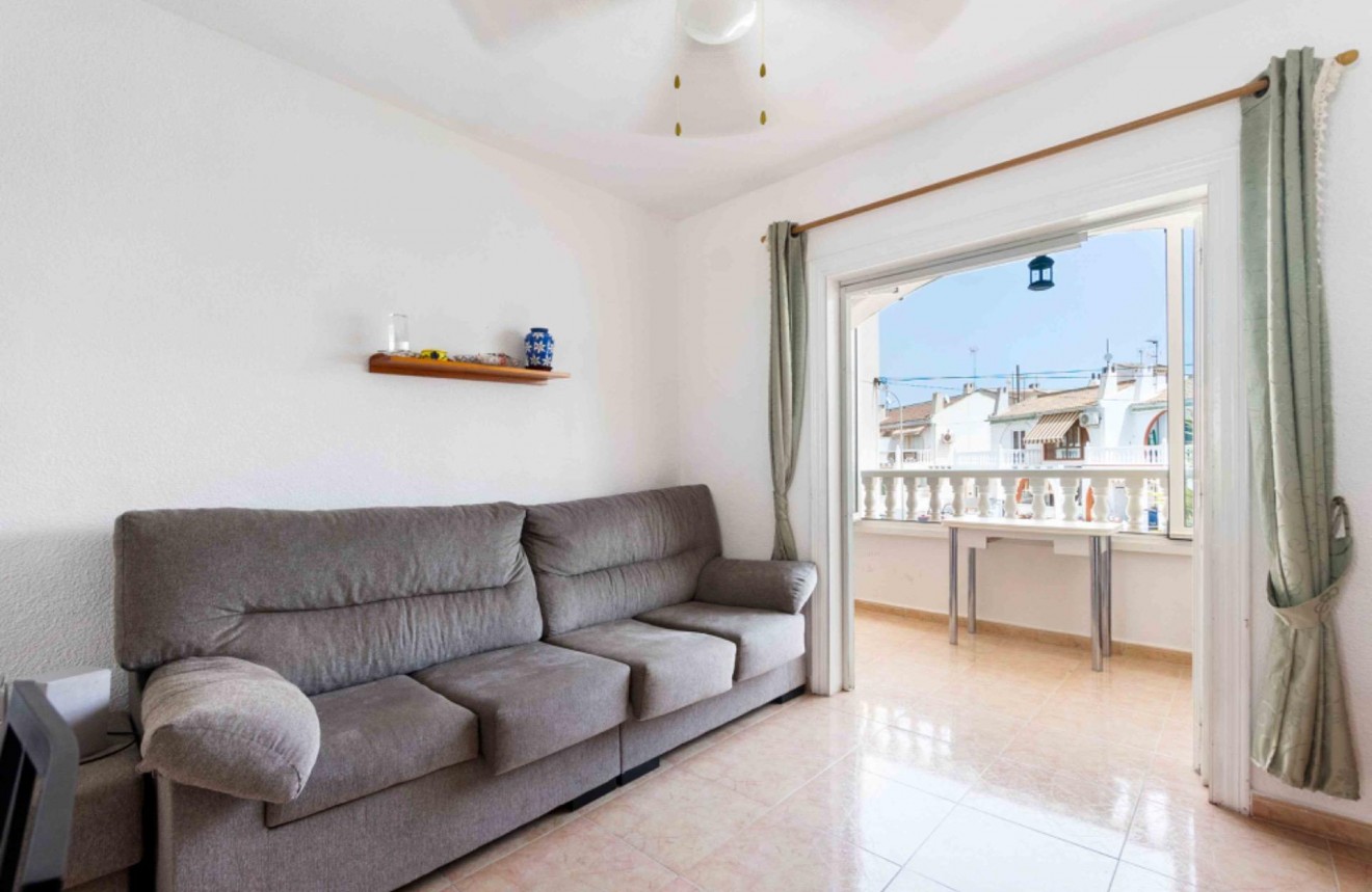 Resale - Apartment / flat -
Torrevieja - La siesta