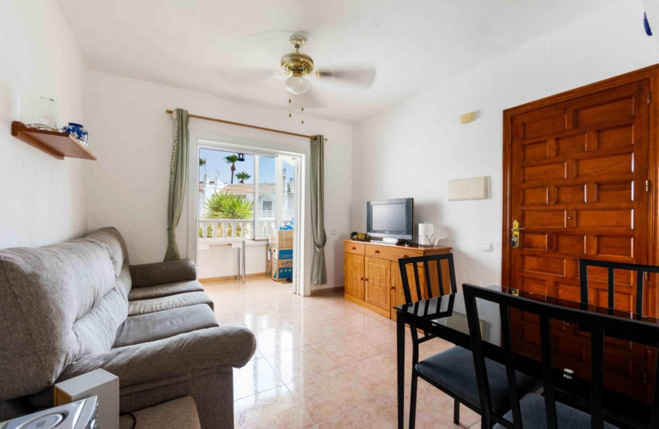 Aus zweiter Hand - Wohnung -
Torrevieja - La siesta