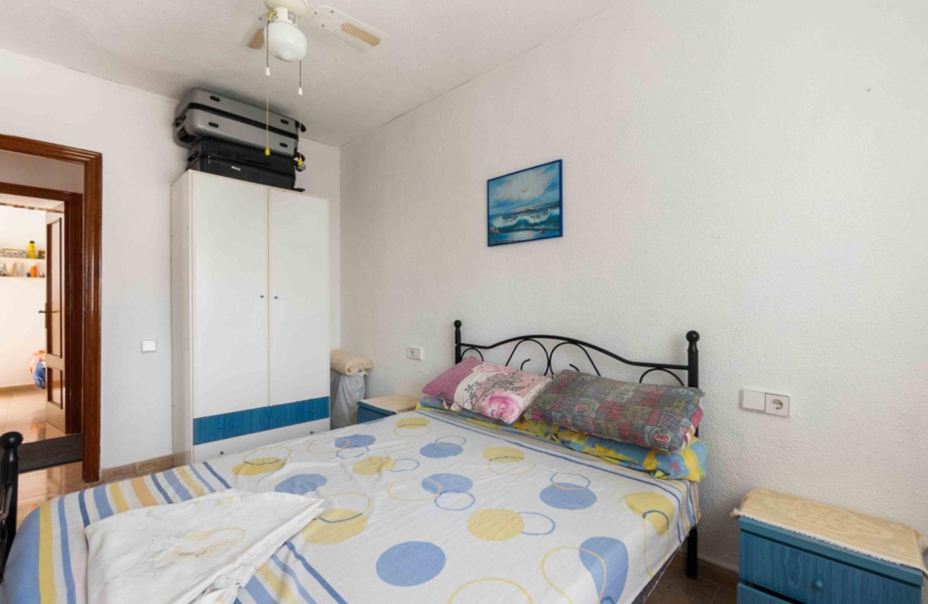 Tweedehands - Appartement / flat -
Torrevieja - La siesta