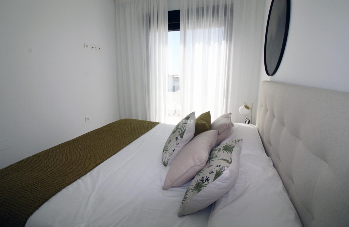 New Build - Chalet -
Pilar de la Horadada - parque Andromeda