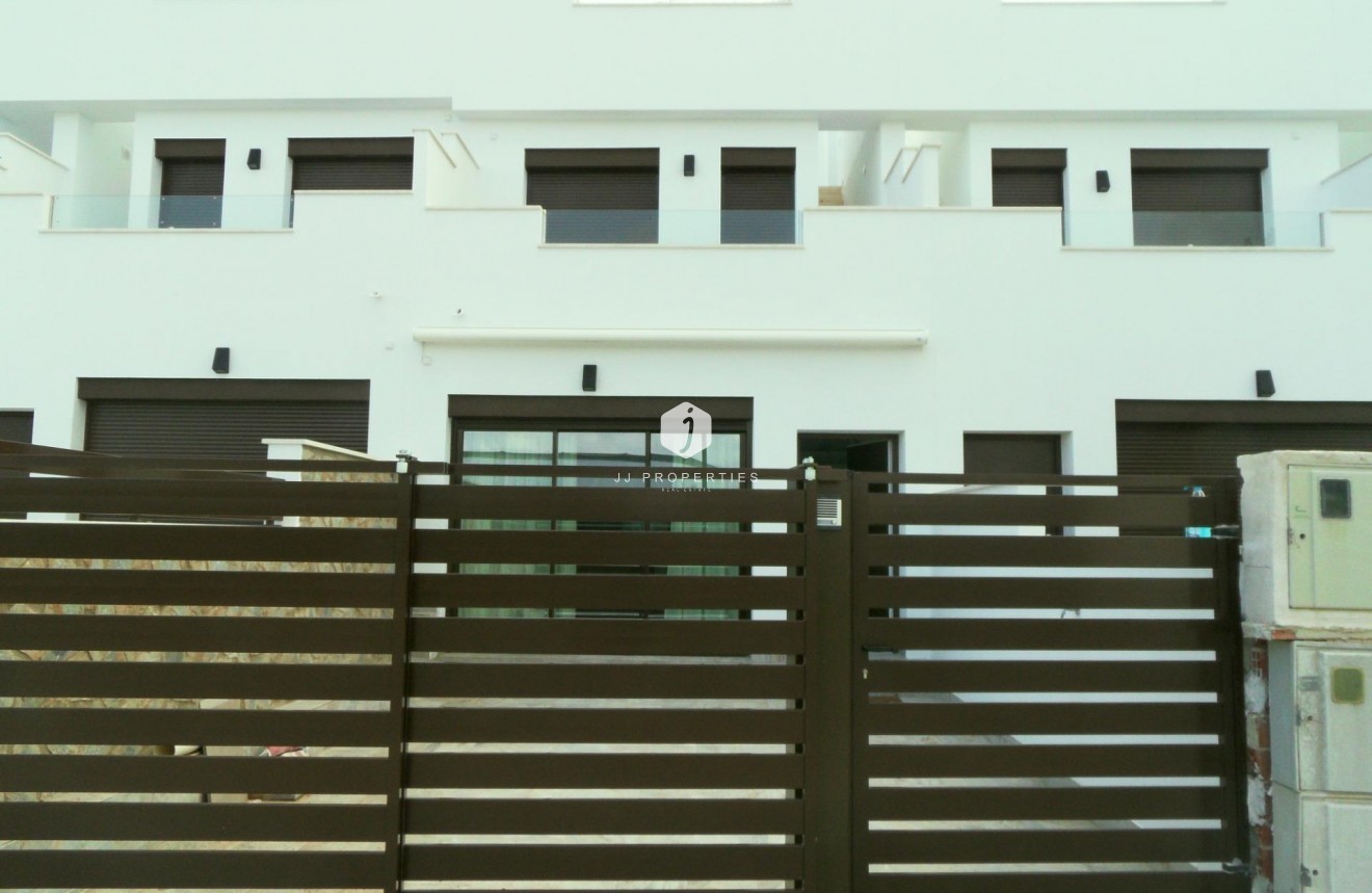 New Build - Chalet -
Pilar de la Horadada - parque Andromeda