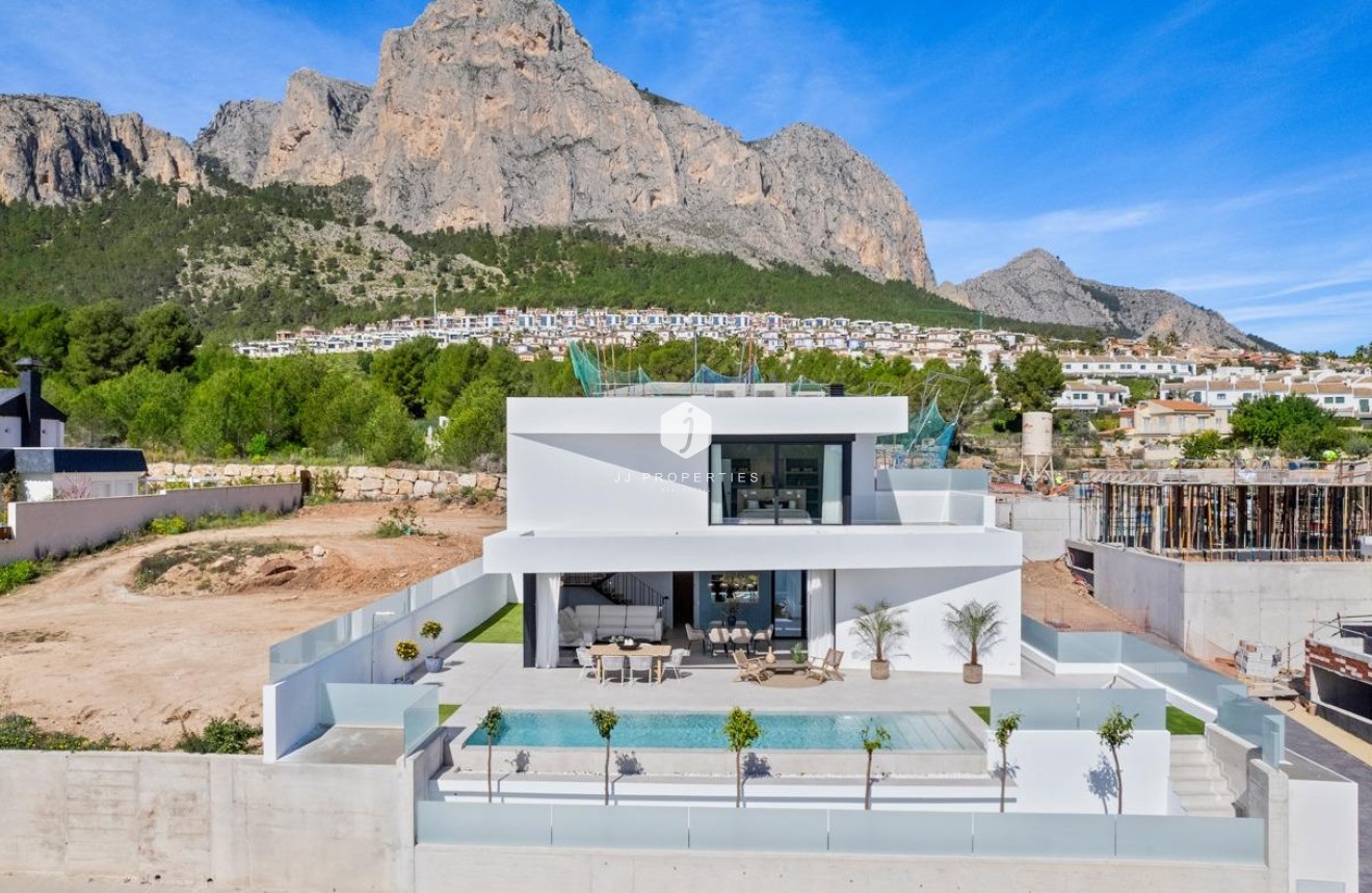 Obra nueva - Villa -
Polop - Urbanizaciones