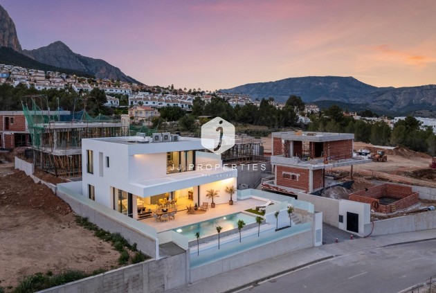 Obra nueva - Villa -
Polop - Urbanizaciones