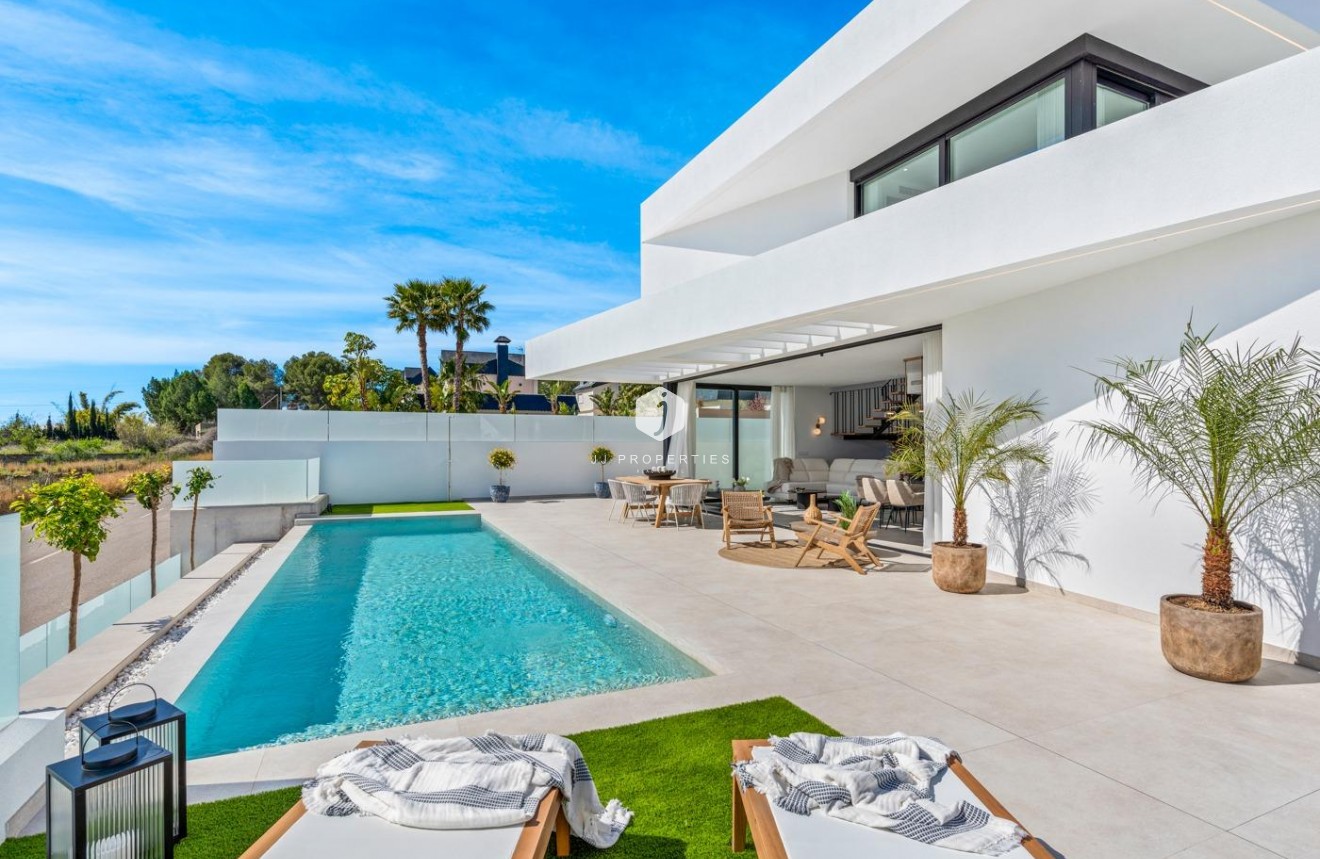 Obra nueva - Villa -
Polop - Urbanizaciones