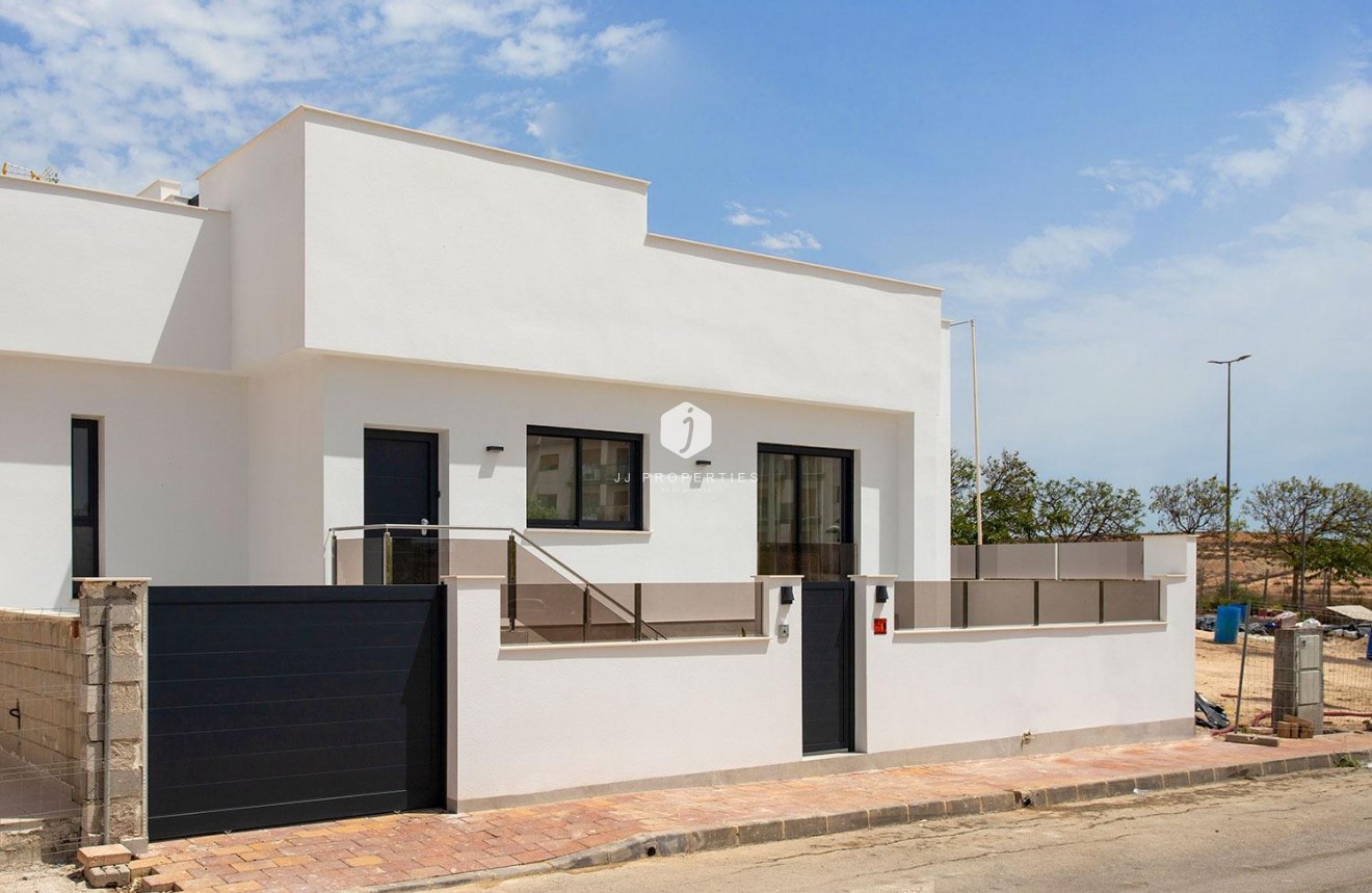 Obra nueva - Chalet -
Sucina