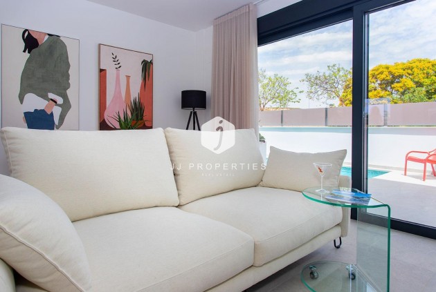 Obra nueva - Chalet -
Sucina