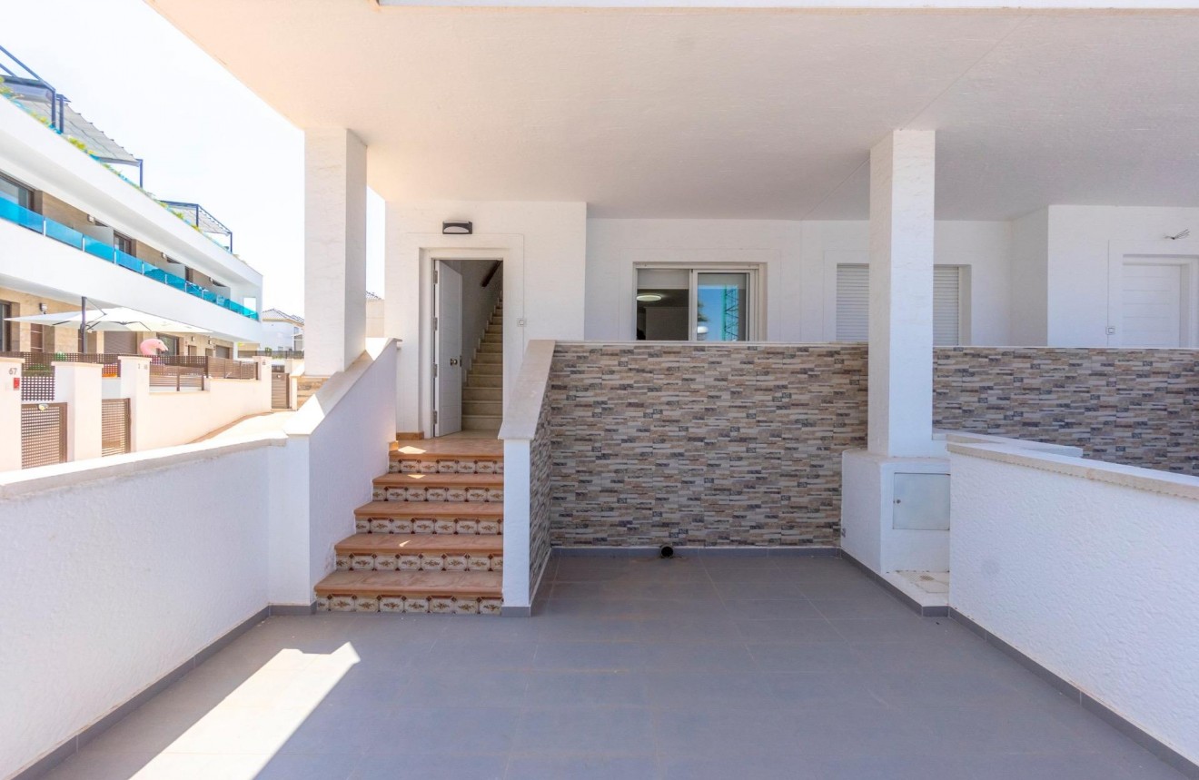 Nouvelle construction - Maison de ville -
Torrevieja - Los altos