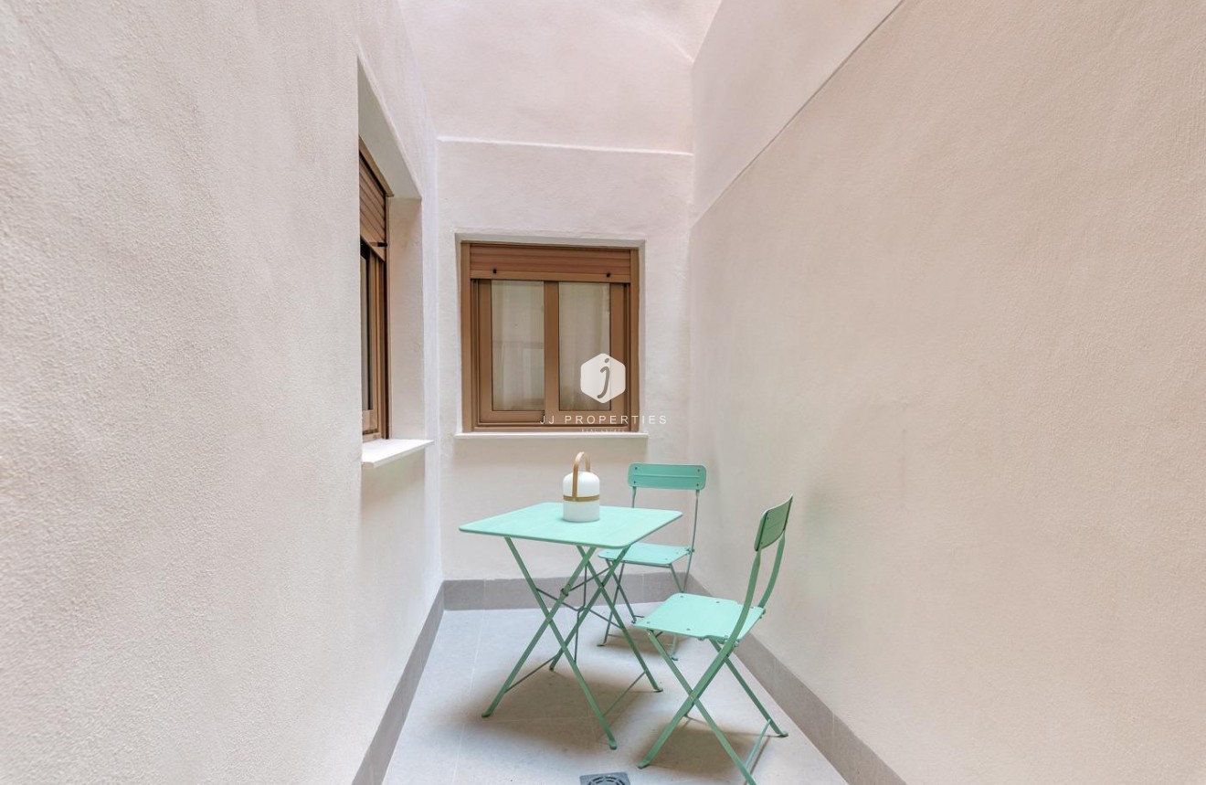 Obra nueva - Apartamento / piso -
Jacarilla - pueblo