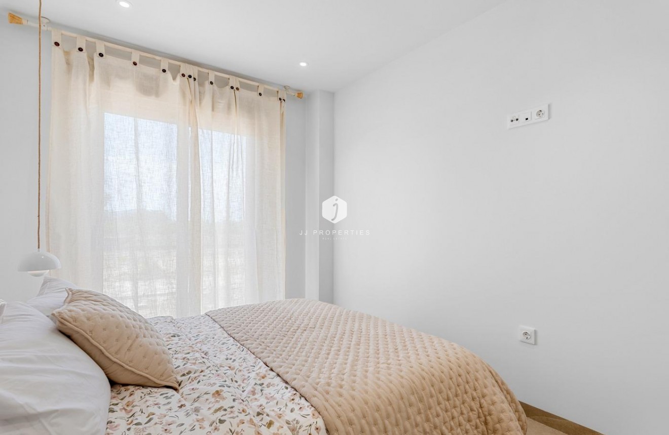 Obra nueva - Apartamento / piso -
Jacarilla - pueblo