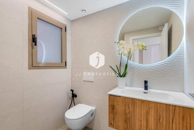 Obra nueva - Apartamento / piso -
Jacarilla - pueblo