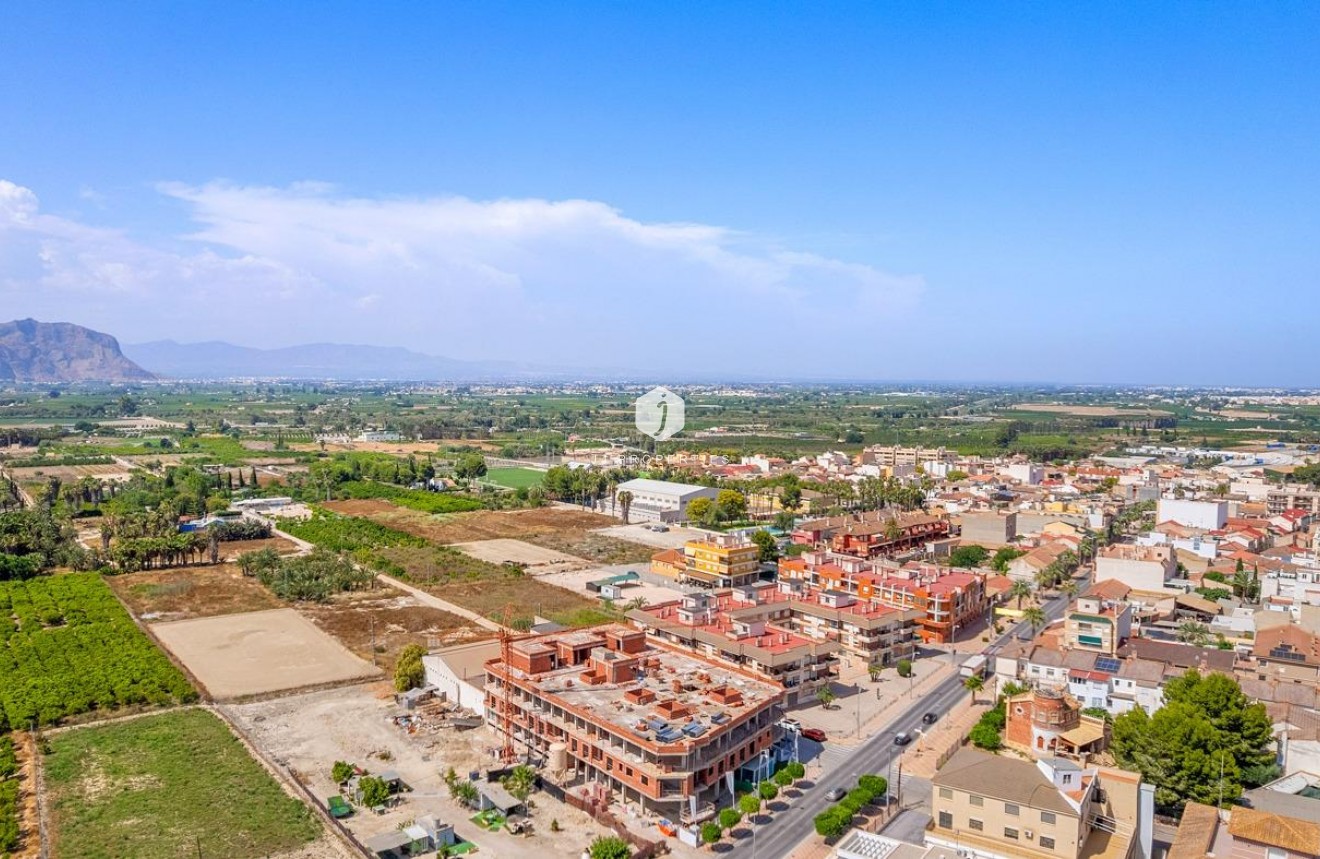 Obra nueva - Apartamento / piso -
Jacarilla - pueblo