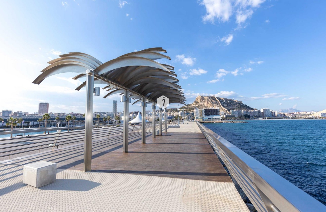 Nouvelle construction - Appartement -
Alicante - Centro