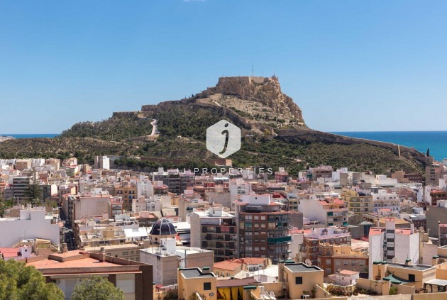 Nouvelle construction - Appartement -
Alicante - Centro