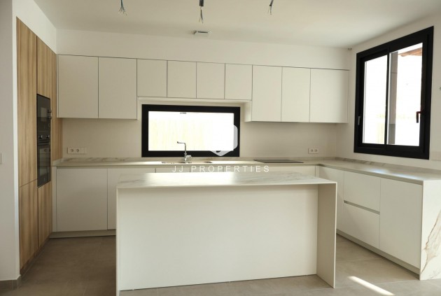 Obra nueva - Villa -
Alfas del Pí - El Albir