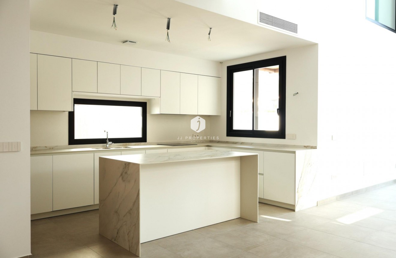 Obra nueva - Villa -
Alfas del Pí - El Albir