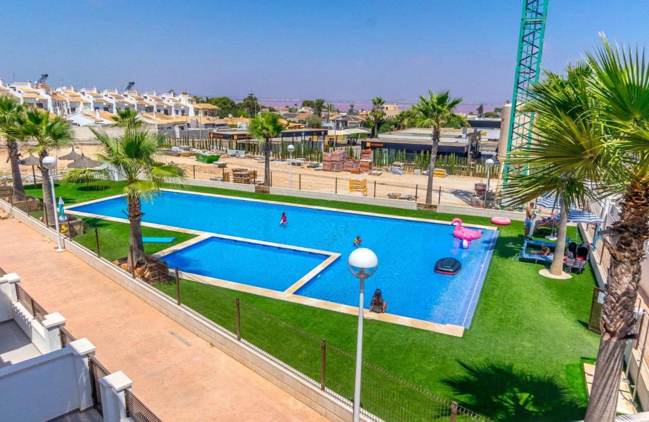 Nouvelle construction - Maison de ville -
Torrevieja - Los altos