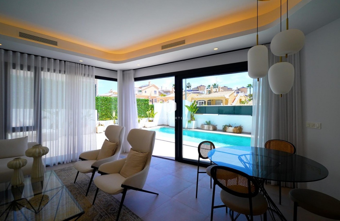 Nieuwbouw Woningen - Villa -
Orihuela Costa - Los Altos