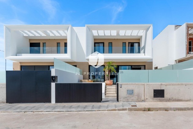 Obra nueva - Chalet -
Dolores - Sector 3