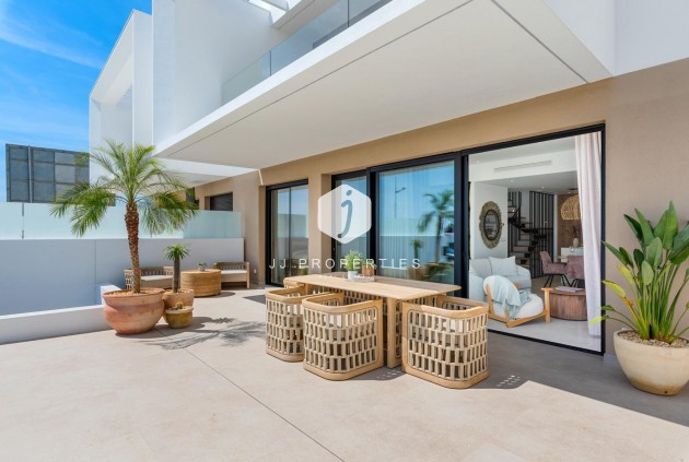 Obra nueva - Chalet -
Dolores - Sector 3